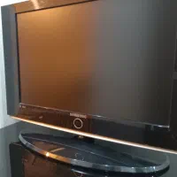 تلویزیون ۲۲ اینچ سامسونگ با زیر تلویزیون|تلویزیون و پروژکتور|اصفهان, بهارستان|دیوار