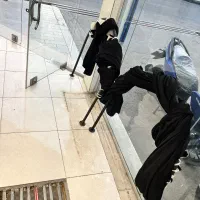 مانکن دکور ویترین تگ(دزدگیر) رگال چوب لباسی|فروشگاه و مغازه|قم, نخودی|دیوار