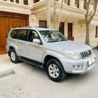 تویوتا مدل ۲۰۰۷ تمیز و کمکار ۴درب و ۴ سیلندر پرادو