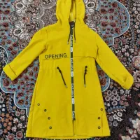 مانتو پارچه‌ای کلاه‌دار