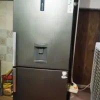 یخچال فروشی هست