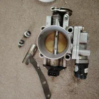 استارت فرانساوی 405 دریچه گاز نیسان ودریچه گاز 405|قطعات یدکی و لوازم جانبی|قم, دورشهر|دیوار