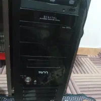 یک کامپیوتر با بدون هیچ مشکل