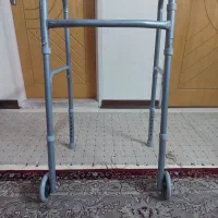 واکر چرخ دار المینیومی تاشو