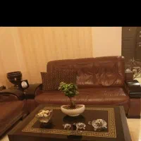 مبلمان راحتی چرم مالزی|مبلمان خانگی و میز عسلی|تهران, اقدسیه|دیوار