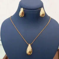 نیم ست و مدال طلا