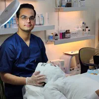 پاکسازی تخصصی پوست آقایان (کاشمر)
