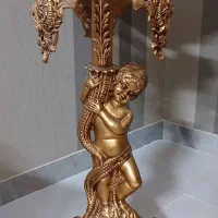 کنار سالنی پایه بلند