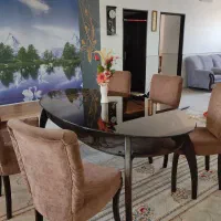 میز غذا خوری شش نفره|میز و صندلی غذاخوری|کهک, |دیوار