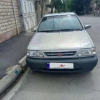 پراید نقره‌ای