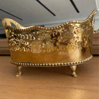 ظرف برنجی