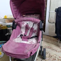 کالسکه بچه سالم بدون شکستگی