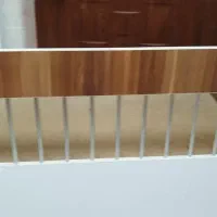 تخت کودک کنار تخت مادر