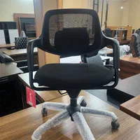 انواع صندلی چرخدار و میز