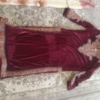 تعدای لباس تعزیه خوانی|لباس|تفرش, |دیوار