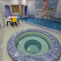 مالک هستم.ویلا فوق تمیز...استخر جکوزی تونل مه یخ