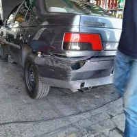 پژو ۴۰۵ خاکستری مدل ۹۴ بدون آفتاب سوختگی