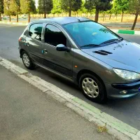 206|خودرو سواری و وانت|چهارباغ, |دیوار