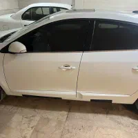 رنو فلوئنس 2017 E4