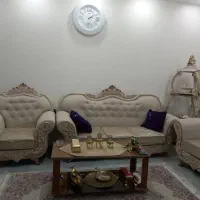 مبل ۷ نفره کرم رنگ در حد نو|مبلمان خانگی و میز عسلی|شاهین‌شهر, شهرک گلدیس|دیوار