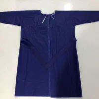 وسط کاروبسته بندی وخیاط در تولیدی البسه بیمارستانی