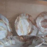 ظروف ملامین ساده و گلدار
