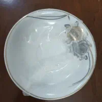 یک دست نعلبکی تقدیس نو