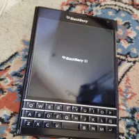 گوشی بلک بری پاسپورت در حد نو