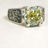 انگشتر الماس روسی ،مونازیت