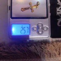 مدال (پلاک) طلا صلیب|جواهرات|پرند, فاز ۲|دیوار