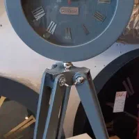 ساعت تزئین سه پایه