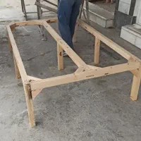 تخت چوبی  2*130 هفت پایه ( یک پایه وسط)