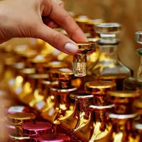 فروشنده عطر ادکلن|استخدام بازاریابی و فروش|مشهد, گلشور|دیوار