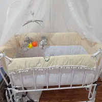 گهواره وکنارتختی