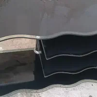 میز زیر تلویزیون شیشه ای