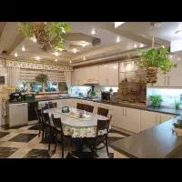 فروش ۳۰۰متر آپارتمان ویلائی دوراهی قلهک