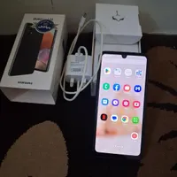 گوشی آ  ۳۲