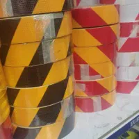 فروش شبرنگ لانه زنبوری پشت کامیون و کف پارکینگ