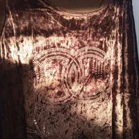 کفتان مخمل مجلسی|لباس|بندر گناوه, |دیوار