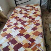 تخت یک نفر تمیز