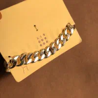 اکسسوری و بدلیجات به قیمت عمده( گوشواره،گردنبند