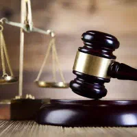 وکیل پایه یک دادگستری