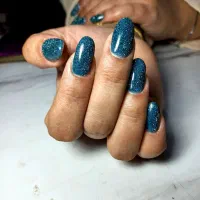 کاشت ناخن|خدمات آرایشگری و زیبایی|مشهد, خواجه ربیع|دیوار