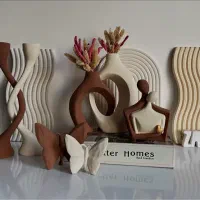 دکوری و گلدان