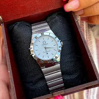 ساعت مچی جذاب برند امگا