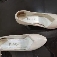 کفش پاشنه بلند کرم رنگ سایز ۳۸|کیف، کفش، کمربند|تهران, آذربایجان|دیوار