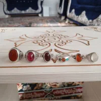 عقیق یاقوت دور