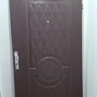 درب ورودی چوبی کاملا سالم|مصالح و تجهیزات ساختمان|اشتهارد, |دیوار