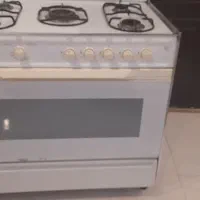 اجاق‌گاز فر دار سینجر سالم