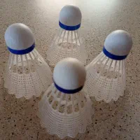 توپ بدمینتون